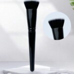 FOUNDATION BRUSH